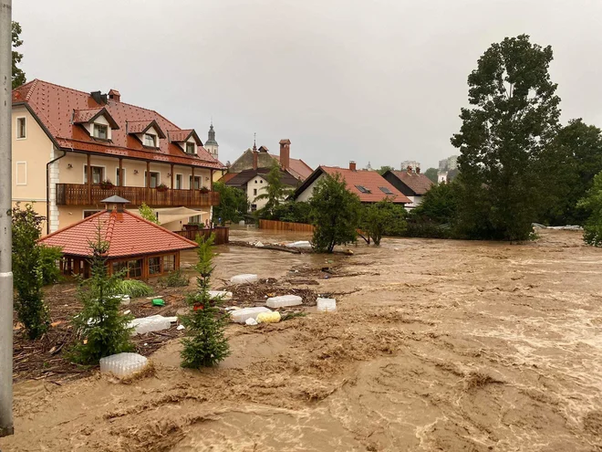 Škofja Loka FOTO: Neurje.si/Grega Pok 