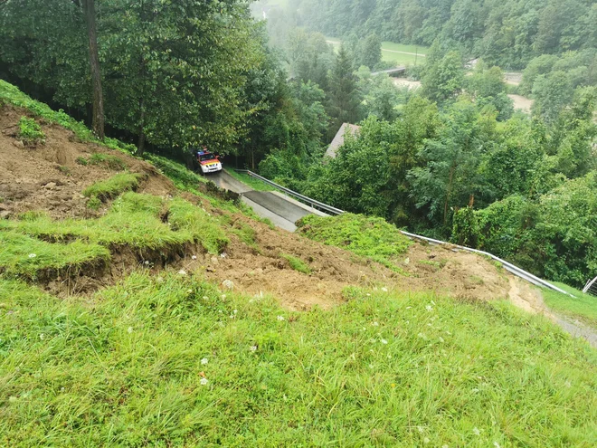 Plaz pri baselju Travnik. FOTO: PGD Cerkno