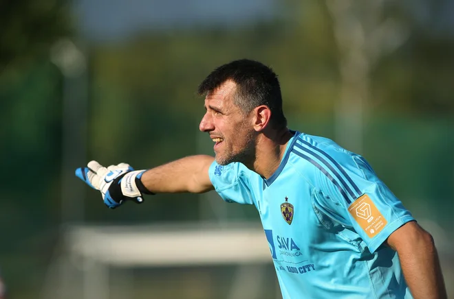 Jasmin Handanović je v letih velikih uspehov blestel v vratih Maribora. FOTO: Jure Eržen/Delo