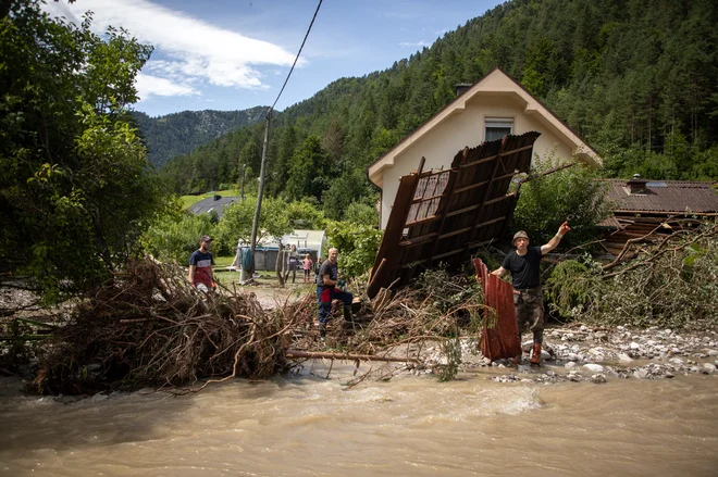 Socialna pomoč dleodajalca je naobdavčena do 2000 evrov. FOTO: Voranc Vogel/Delo