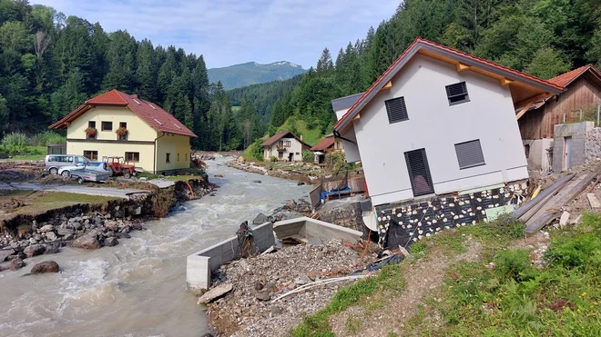 Struge, Luče. FOTO: Blaž Samec/Delo