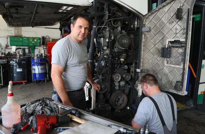 Peter Čamernik je vodja servisne skupine LPP, ki skrbi za redno vzdrževanje skoraj 300 avtobusov.

FOTO: Dejan Javornik/Slovenske novice