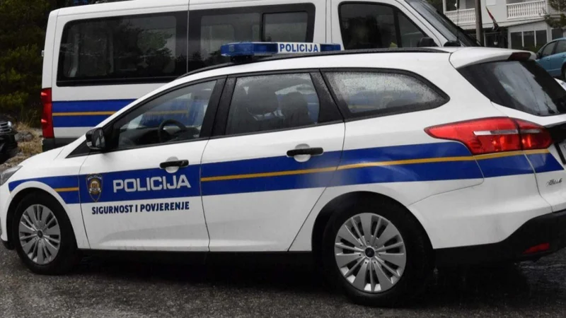 Vozilo hrvaške policije FOTO: Cropix