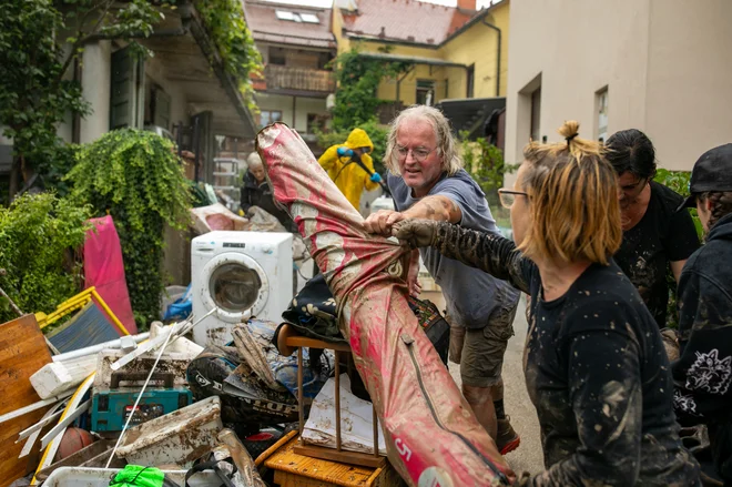 Razdejanje po poplavah v Puštalu FOTO: Voranc Vogel/Delo