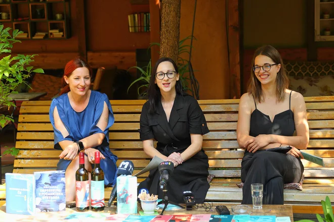 Program festivala so predstavile Petra Kolmančič, Kristina Kočan in Taja Islamovič. FOTO: Črtomir Goznik