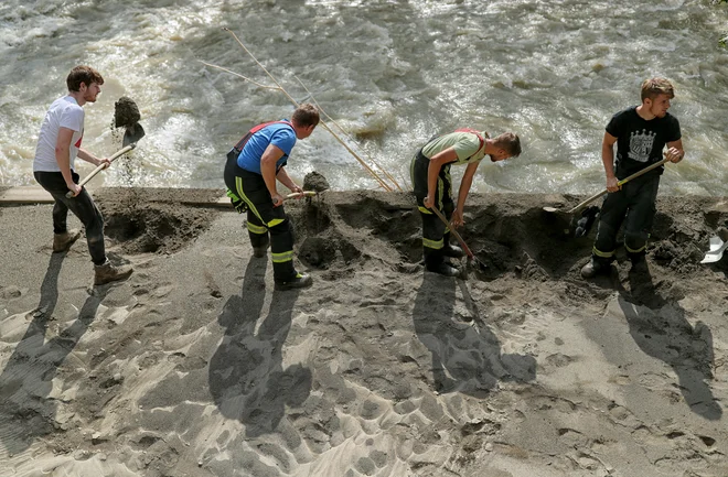 Delovna akcija v občini Luče. FOTO: Blaž Samec