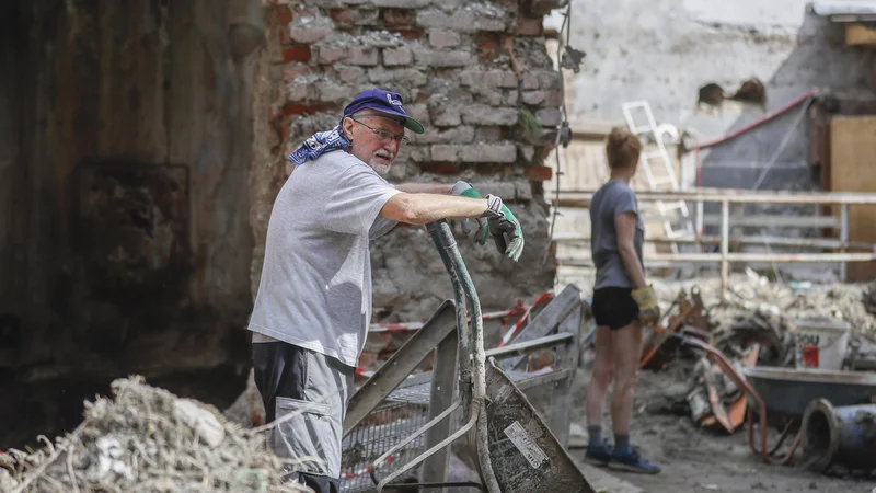 V kamniški občini je bilo hudo prizadetih pet dolin, najhuje dolina Črne. FOTO: Leon Vidic/Delo