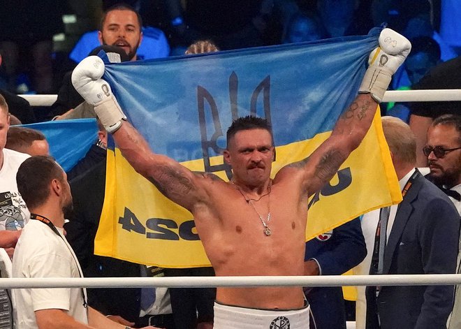Ukrajinski šampion je slavil 21. zaporedno zmago. FOTO: Janek Skarzynski/AFP