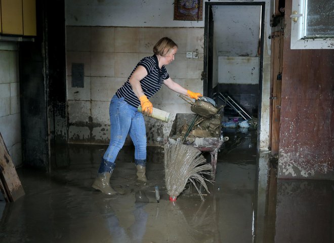 Na začetku projekta si nihče ni predstavljal, da bo Slovenijo letos prizadela najhujša naravna katastrofa. FOTO: Blaž Samec/Delo