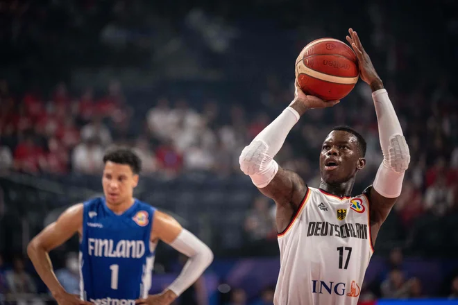 Dennis Schröder je kapetan nemške reprezentance. FOTO: Yuichi Yamazaki/AFP