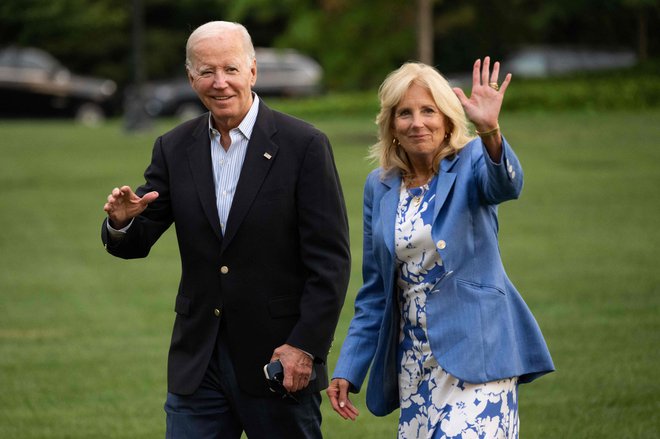 Predsednik Joe Biden in soproga Jill Biden FOTO: Saul Loeb/AFP