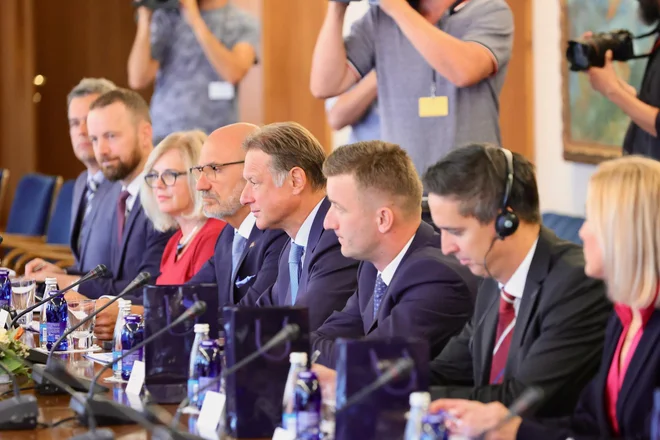 Jandroković je svoj obisk označil za zelo pomemben, saj je, kot je pojasnil, predsednik hrvaškega sabora nazadnje Slovenijo obiskal pred desetimi leti. FOTO: Črt Piksi/Delo