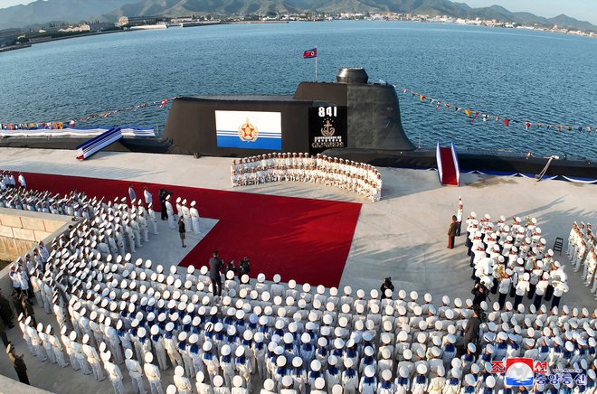 Kim je nedavno izjavil, da mora severnokorejska mornarica postati »del državnega jedrskega odvračanja«. FOTO. AFP
