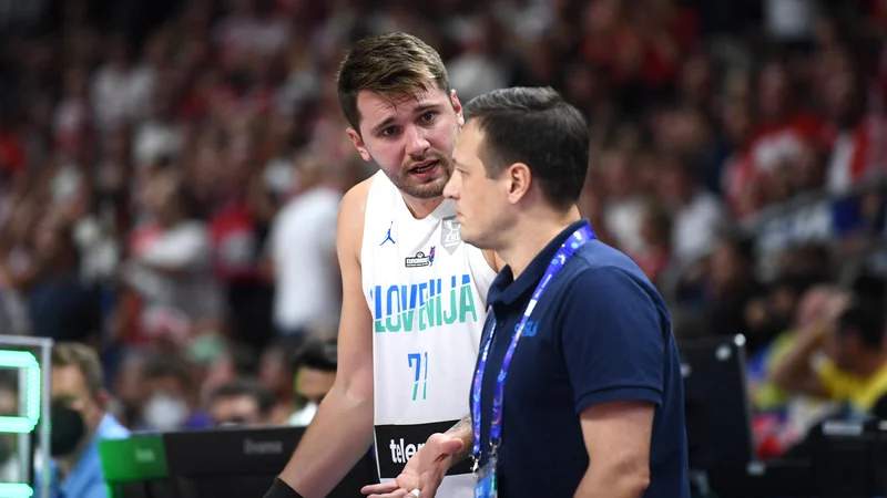 Fotografija: Aleksander Sekulić in Luka Dončić bosta danes še zadnjič staknila glavi. FOTO: Annegret Hilse/Reuters