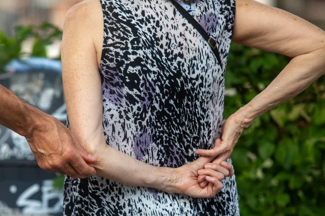 Ključnega pomena pri preprečevanju nasilja nad starejšimi je po navedbah ZN oblikovanje ustreznih javnih politik za zaščito starejših. FOTO: Voranc Vogel