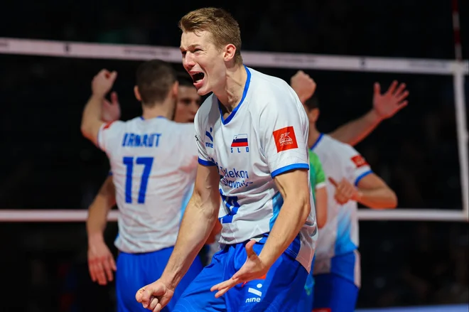 Mladi Rok Možič ni skrival čustev po pomembni zmagi. FOTO: CEV