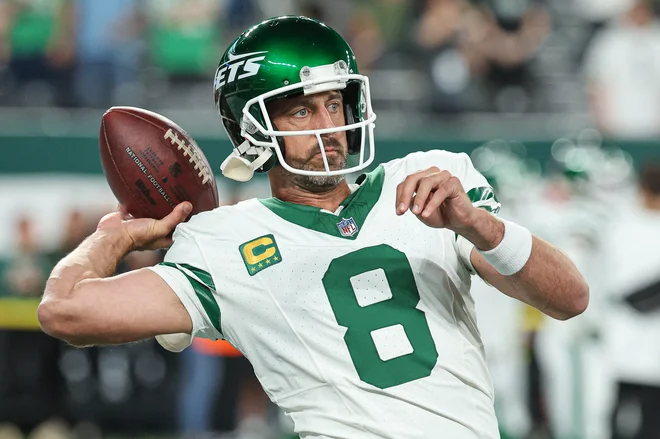 New York Jets, ena najmanj uspešnih franšiz v ligi NFL v minulih dveh desetletjih, si z Aaronom Rodgersom obeta boljše čase. Foto Vincent Carchietta/Reuters