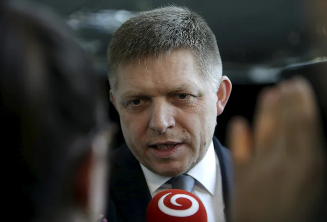 Stranka Roberta Fica se ponaša z vse bolj nacionalističnimi, socialno konservativnimi in proruskimi stališči. FOTO: David W. Cerny/Reuters