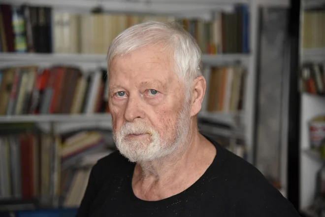 Vid ostaja naše primarno čutilo, bistvo vizualnih umetnosti pa je odpiranje novih vizualnih realitet, je ­poudaril Bogdan Čobal. FOTO:  Peter Rak