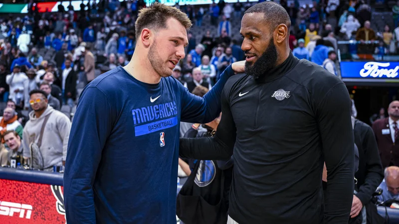 Fotografija: Zdaj vidimo, zakaj so zadnja leta v ligi NBA najboljši Srb Nikola Jokić, Slovenec Luka Dončić (levo, desno LeBron James), Kamerunec Joel Embiid, Grk Giannis Antetokoumpo in Kanadčan Shai Gilgeous-Alexander, si pravijo Američani. FOTO: Jerome Miron Usa Today Sports