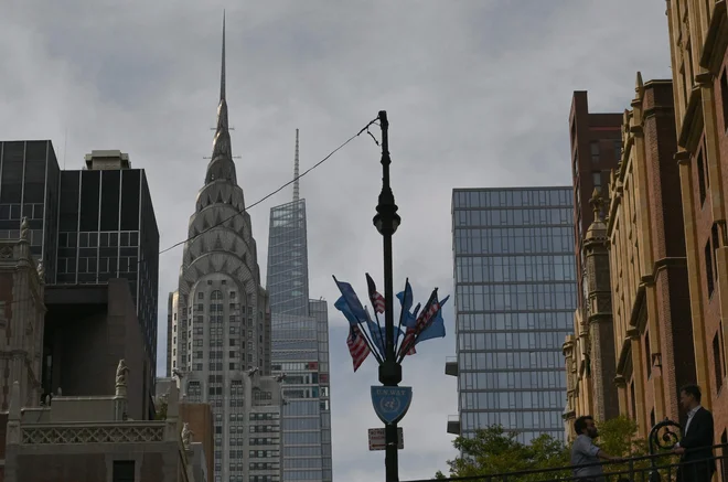 Zastave pred sedežem OZN v New Yorku FOTO: Angela Weiss/AFP