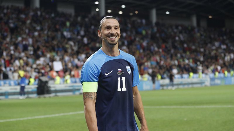 Fotografija: Zlatan Ibrahimović je bil v petek gost dobrodelne tekme v Stožicah. FOTO: Leon Vidic/Delo