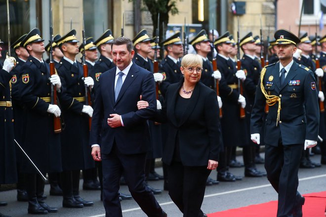 V tem mandatu nimamo prve dame, imamo pa soproga predsednice republike Aleša Musarja. FOTO: Borut Živulovič/ Reuters