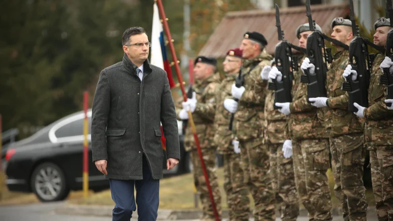 Fotografija: Letos se je zaposlilo 196 novih pripadnikov, kar je 16 več kot v celotnem lanskem letu, zatrjujejo na ministrstvu za obrambo. FOTO: Jure Eržen/Delo