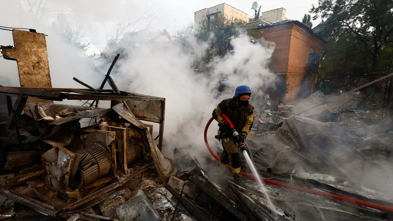 Fotografija: Varšava je opazke Zelenskega zavrnila kot neupravičene in poudarila, da Ukrajino podpira od prvega dne vojne. FOTO: Valentyn Ogirenko/Reuters