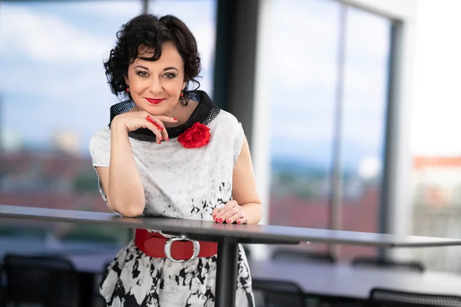 Lara pravi, da trenutno ni zaljubljena, a močno verjame, da bo prišel čas tudi za to. FOTO: Miran Juršič
