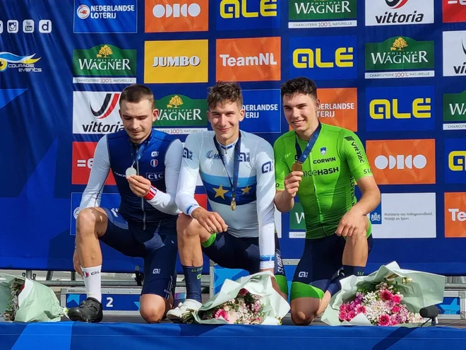 Podium, UEC, kolesarstvo, evropsko prvenstvo, 2023, Žak Eržen, Anže Ravbar Foto Uec
