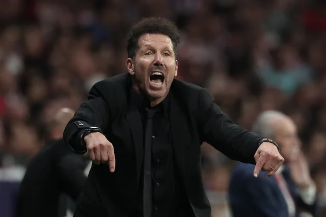 Trener Atletica Diego Simeone v svojem slogu. FOTO: Thomas Coex/AFP