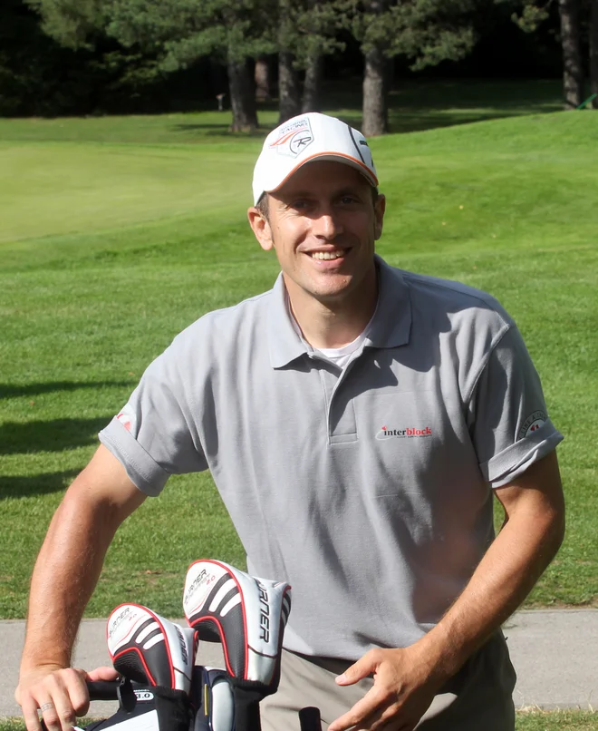 Zelo rad igra tudi golf. FOTO: Blaž Samec/Delo