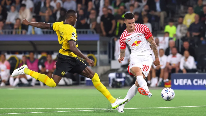 Fotografija: Benjamin Šeško je nazadnje takole zabil gol v ligi prvakov. FOTO: Denis Balibouse/Reuters