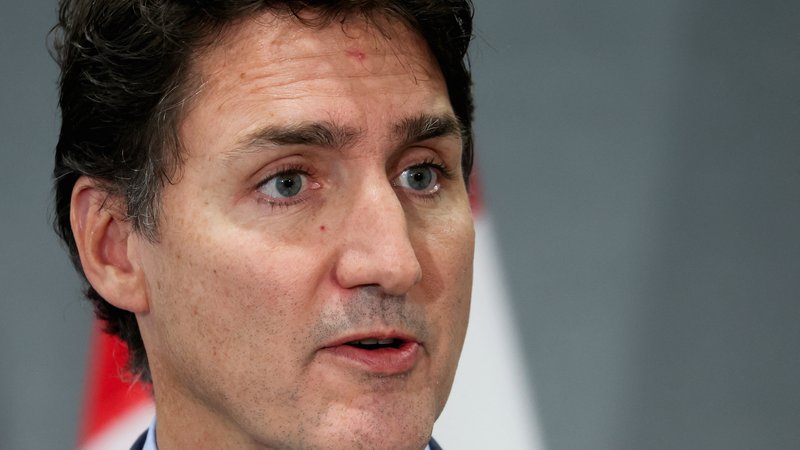 Fotografija: »Kanadi je globoko žal,« je po poročanju britanskega BBC sporočil Trudeau. FOTO: Mike Segar/Reuters