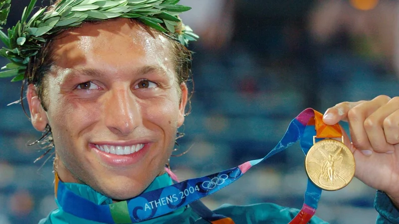 Fotografija: Z olimpijskim zlatom iz Aten FOTO: Profimedia