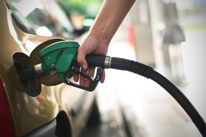 Na inflacijo so septembra vplivale tudi podražitve elektrike in energentov. FOTO: Jure Eržen/Delo