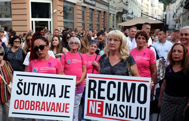 Razmišljanje o nasilju redko povezujemo z znanostjo in stroko. FOTO: Elvis Barukcic/AFP