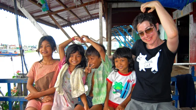 Po Mekongu s Sue Perkins. Foto TVS