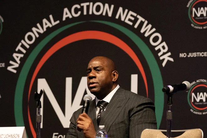 Earvin Magic Johnson je pojasnil, zakaj je št. 1 v zgodovini lige NBA med branilci. FOTO: Jeenah Moon/Reuters