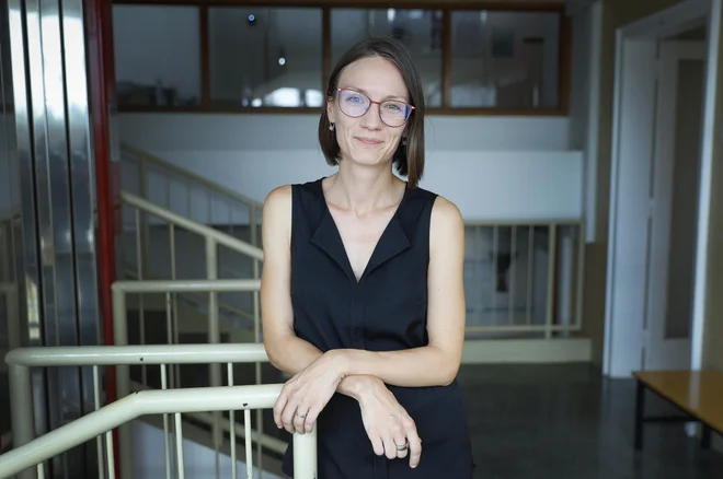 Raziskovalne ideje je treba gledati dolgoročno, ne le za obdobje financiranja projekta, poudarja dr. Lea Rems. FOTO: Jože Suhadolnik

 
