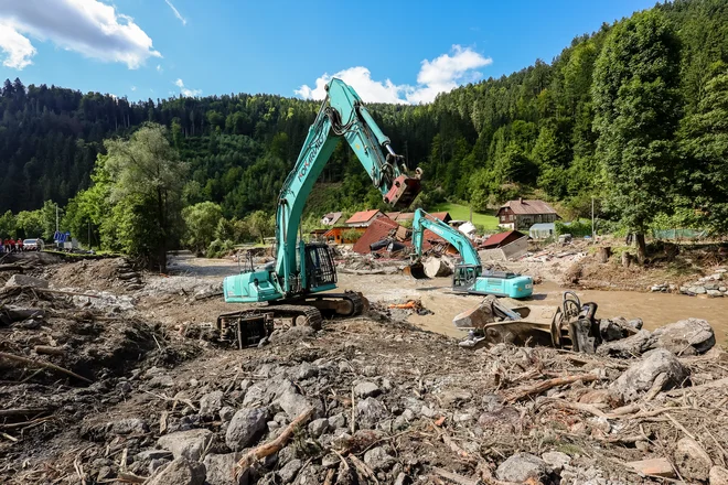 Pred odločevalci je po Brežanovih besedah velika odgovornost, ki daleč presega le neposredno prizadete po poplavah. FOTO: Črt Piksi/Delo