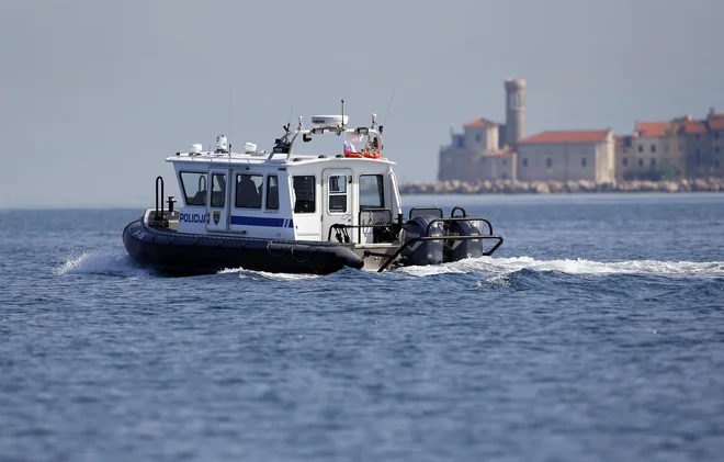 Pojav, imenovan pridneni morski vročinski val, so zaznali že septembra. Opozarjajo, da lahko to vpliva na živa bitja in biotsko raznovrstnost. FOTO: Matej Družnik/Delo