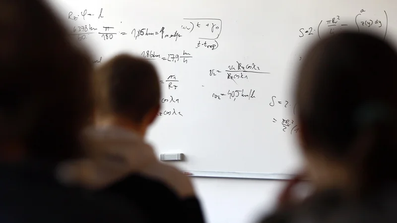 Na ljubljanski univerzi študentom, ki se spopadajo s študijskimi in drugimi težavami, ponujajo psihosocialno pomoč že v petih svetovalnicah, prizadevajo pa si, da bi mrežo razširili podobno kot v osnovnih šolah. FOTO: Aleš Černivec