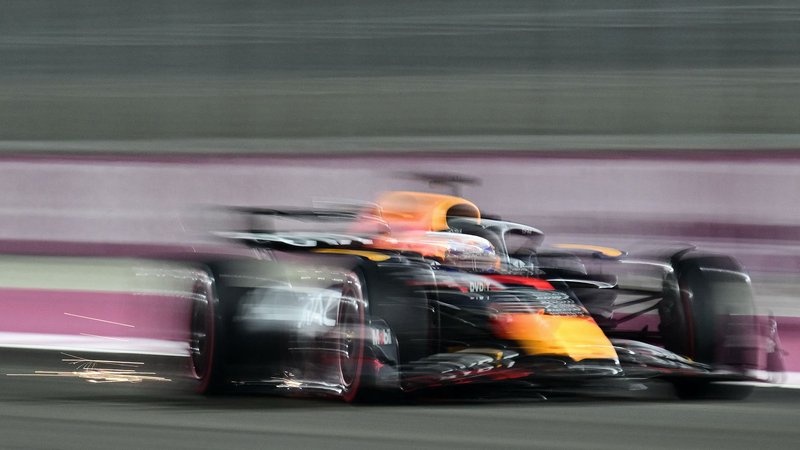 Fotografija: Max Verstappen je bil najhitrejši tudi v kvalifikacijah pred veliko nagrado Katarja. FOTO: Ben Stansall/AFP