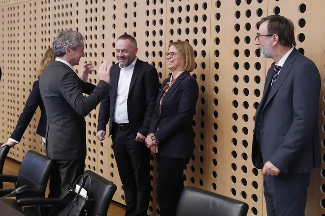 Od dvanajsterice ministrov Gibanja Svoboda se jih je poslovilo že pet, kot zadnja Sanja Ajanović Hovnik. FOTO: Leon Vidic/Delo