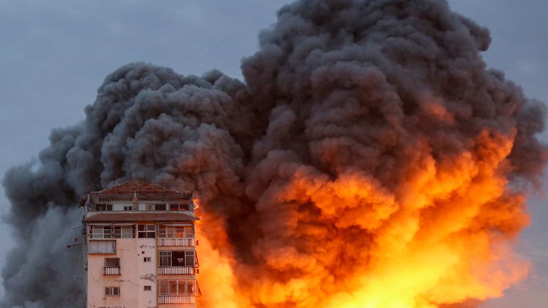 Fotografija: POvračilni napad Izraela v Gazi. FOTO: Reuters