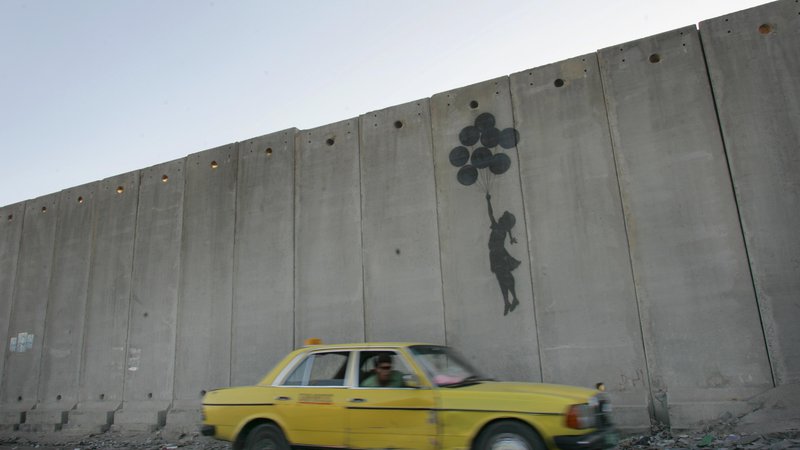 Fotografija: 17.5.2006 Ramala, Izrael-Palestina. Izraelski zid med Zahodnim Bregom in Izraelom. FOTO: Jure Eržen/DELO