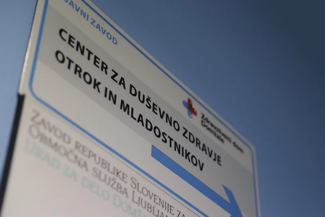 Epidemija covida-19 in nedavne poplave, ki so prizadele Slovenijo, so povzročile dodatni porast duševnih stisk pri otrocih in mladostnikih. FOTO: Leon Vidic/Delo