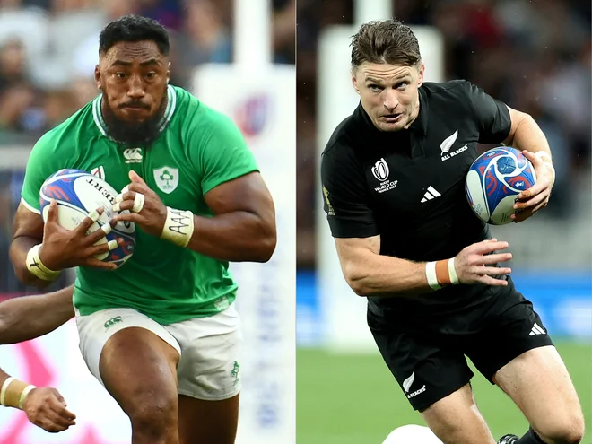 L'Irlandais Bundee Aki et le Néo-Zélandais Beauden Barrett.  PHOTO : Christophe Archambault/AFP